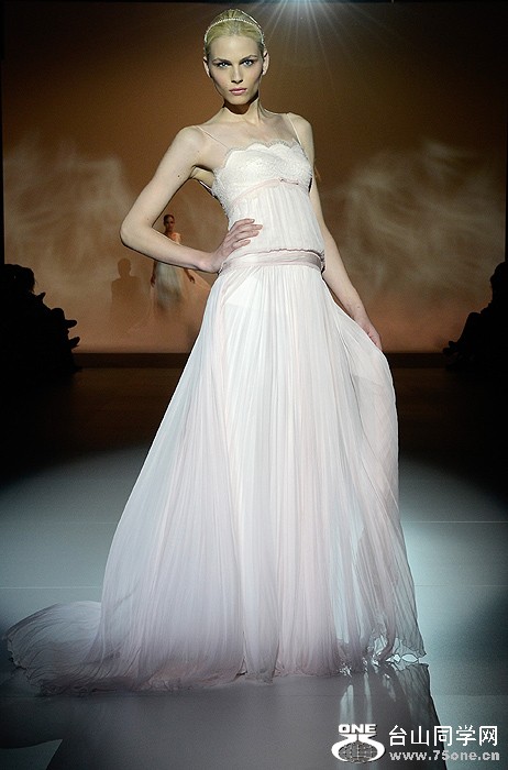 Andrej_Pejic_for_Rosa_Clara_04.jpg