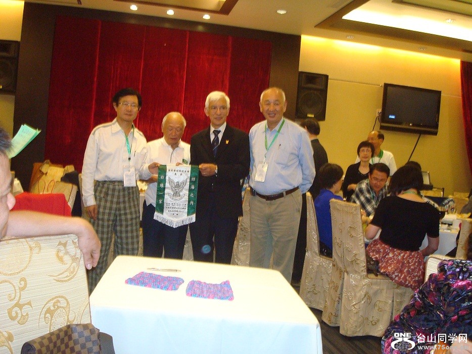 DSC01926-1.jpg