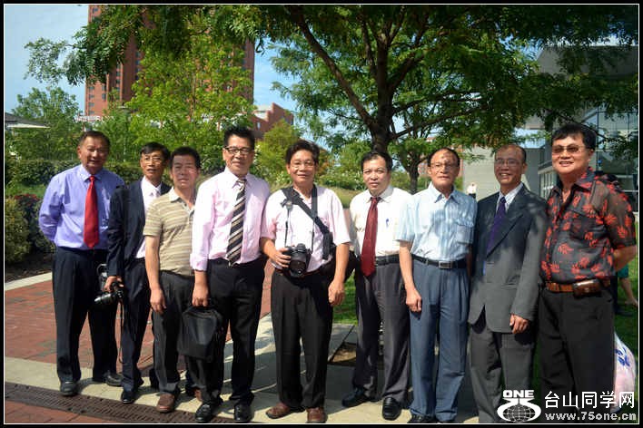 8-11-2012Wedding 2 039.jpg