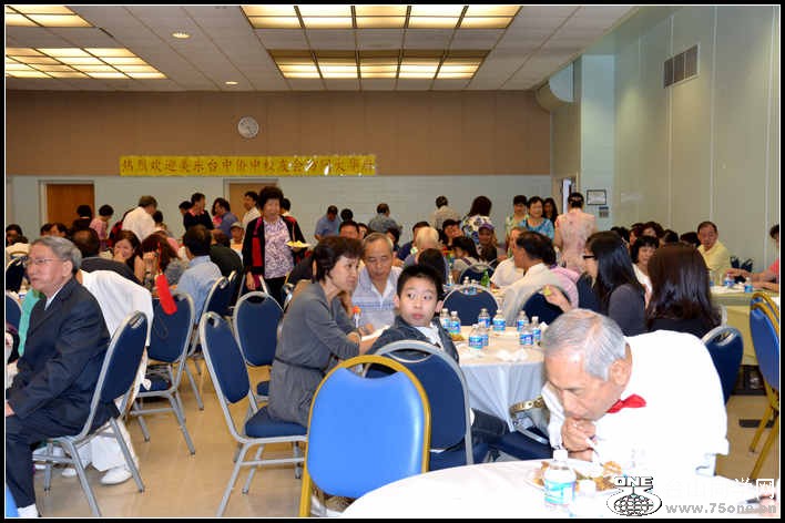 2012-8-25 NYparty 195.jpg