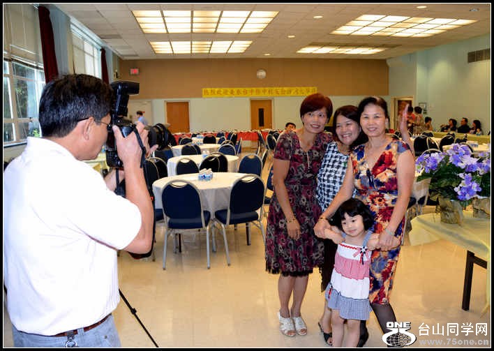 2012-8-25 NYparty 037.jpg