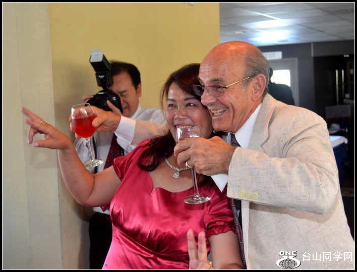 8-11-2012Wedding 2 195.jpg