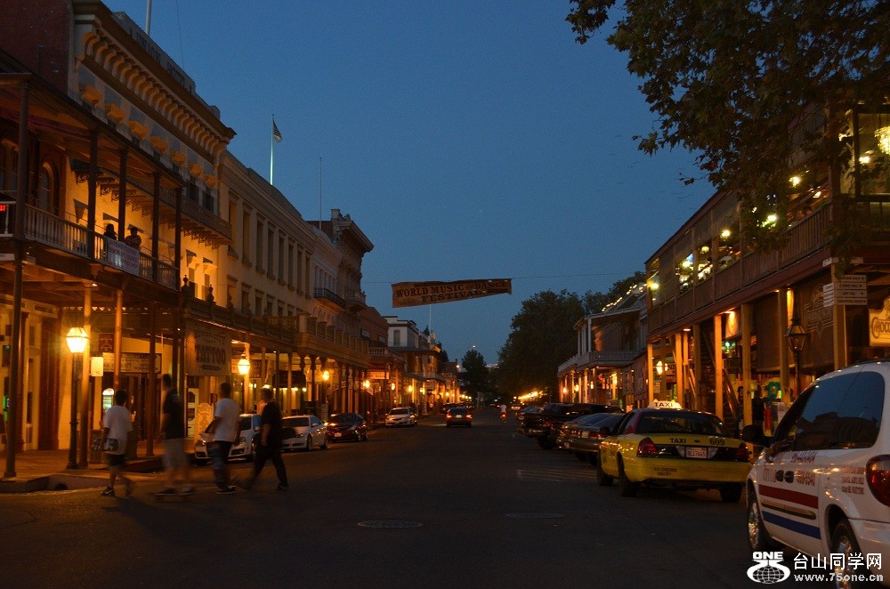 n044.jpg