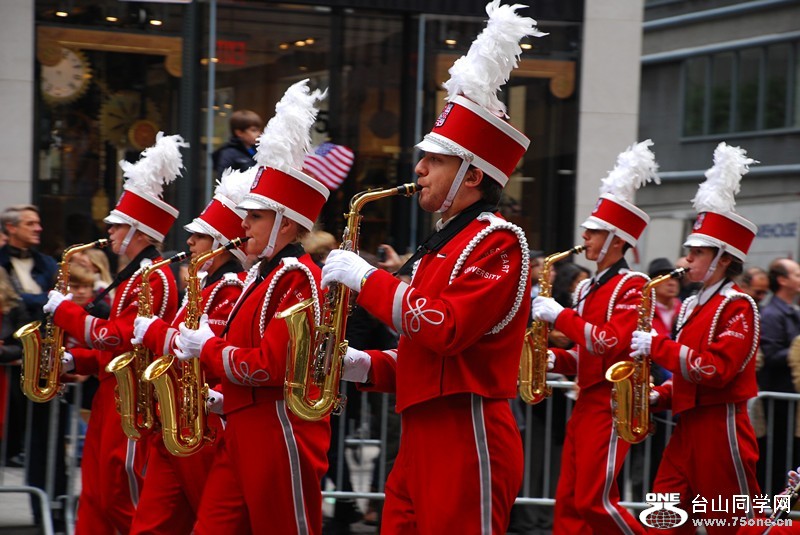 99_44292_7882f8825239a01[1].jpg