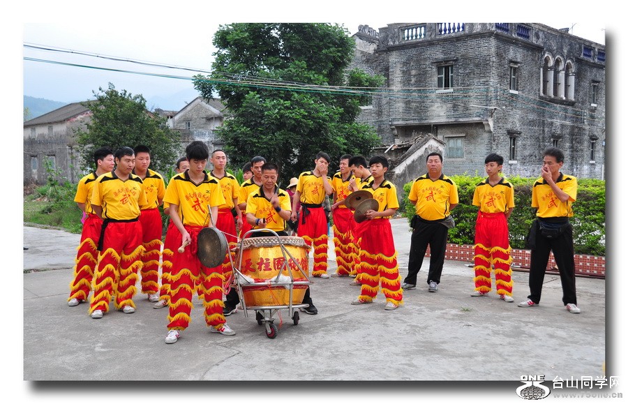 Ƭ 069.jpg