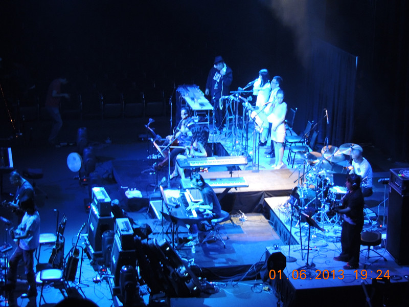 live 1364_.jpg