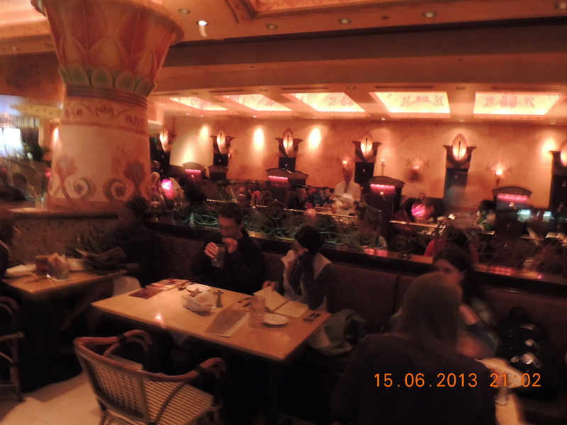 live 1586_.jpg