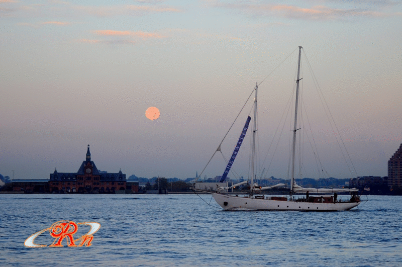 moon-boat.gif