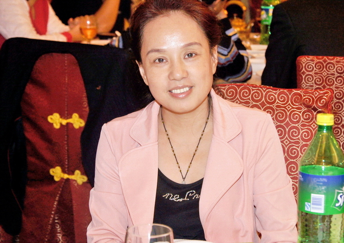 D90 006.jpg