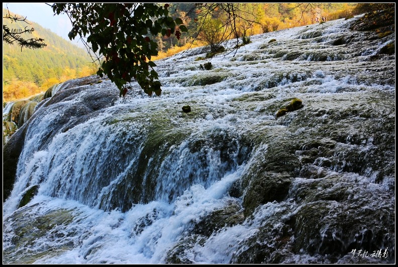 կƬ 330_conew2.jpg