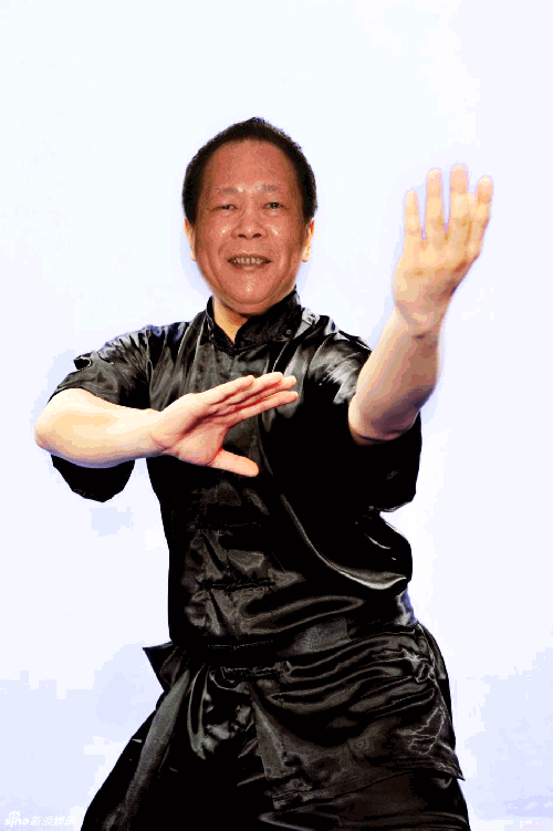 cdd8cb869059d143347f47f537156444_conew2.gif