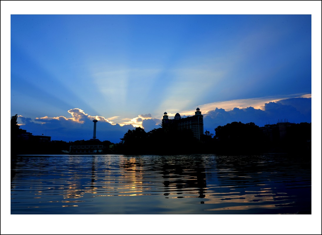 DSC_5103_conew1.jpg