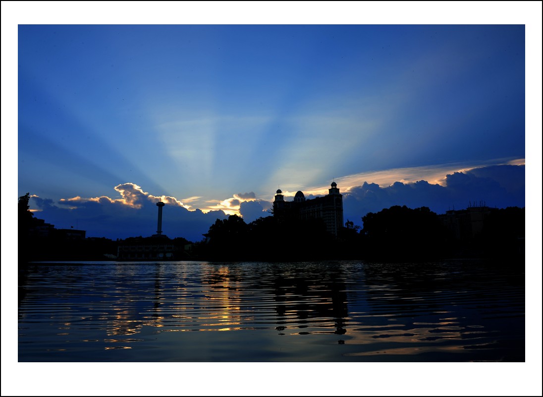 DSC_5103_conew1.jpg