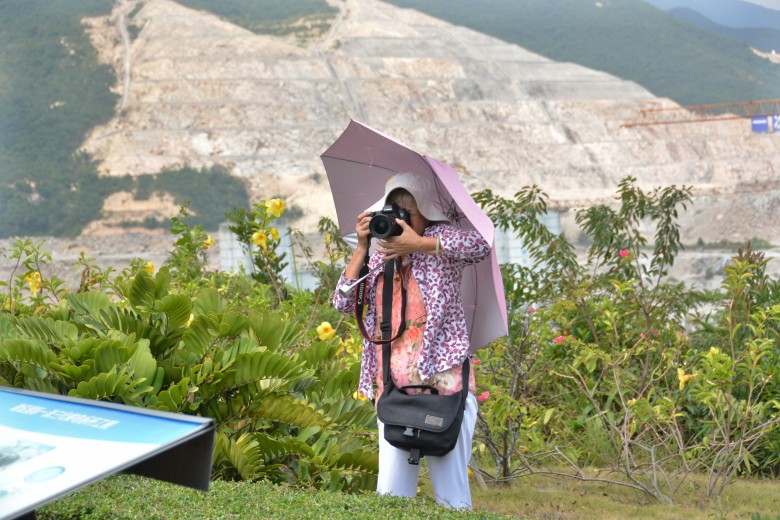 DSC_2902_conew1.jpg