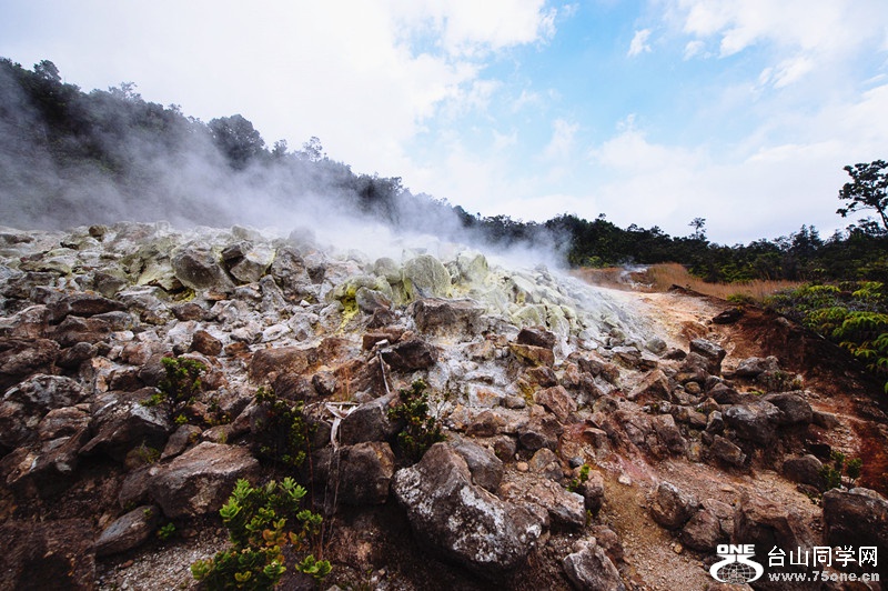 140219-yan&amp;zinaria-HA_4945 iPad Retina_����.jpg