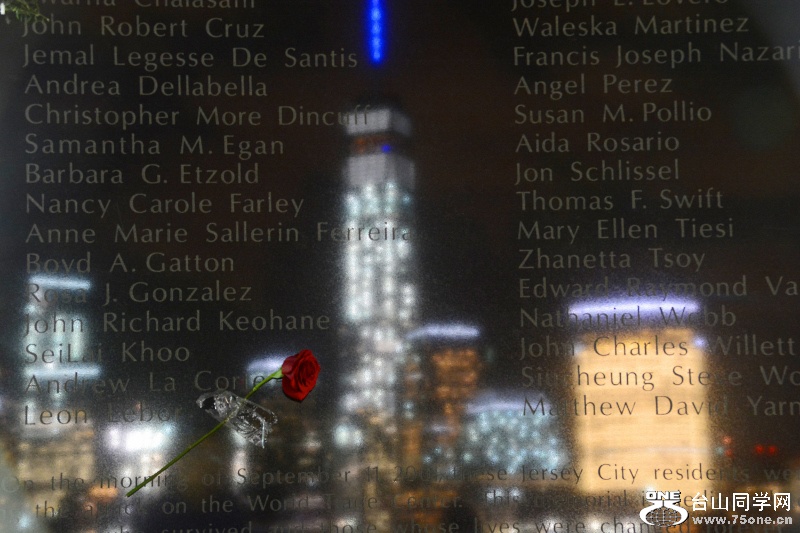 RON_8210 (800x533).jpg