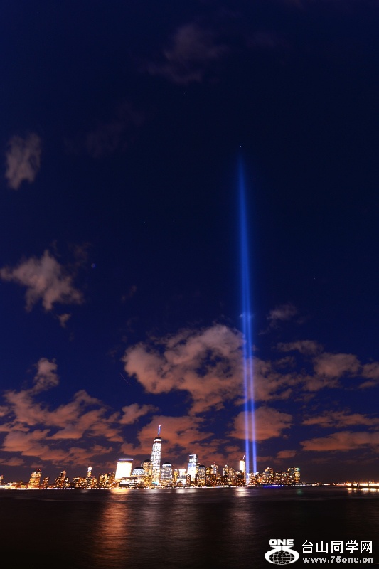 RON_8171 (533x800).jpg