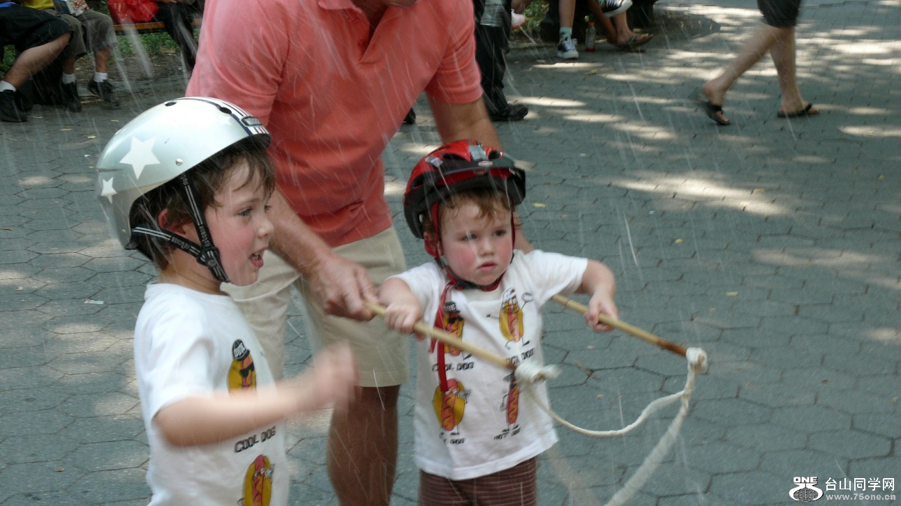 l2450125_conew1.jpg