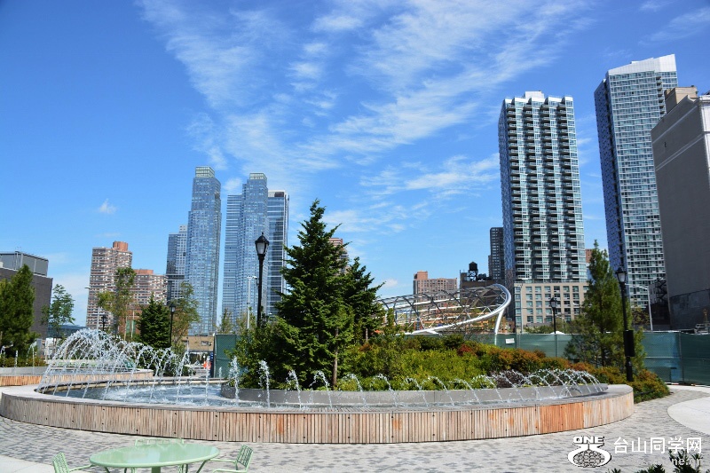 RON_8309 (800x533).jpg