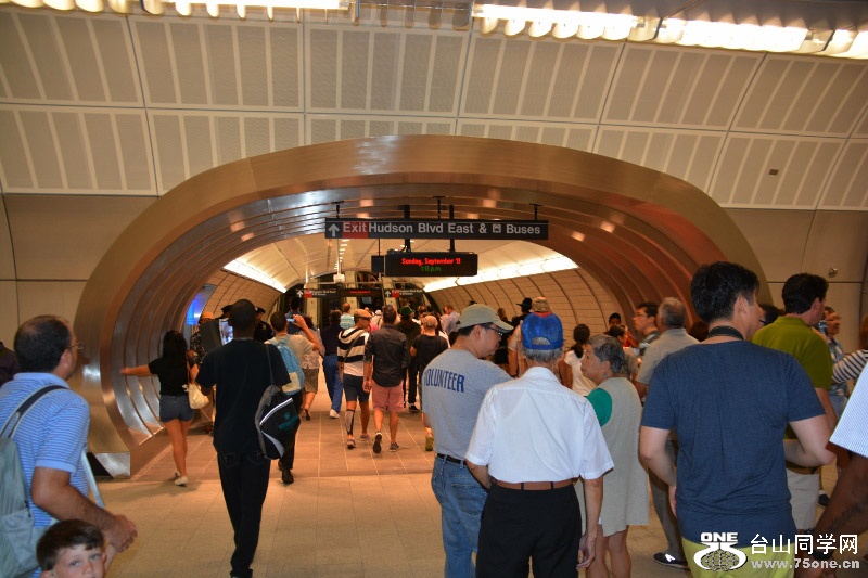 RON_8388 (800x533).jpg