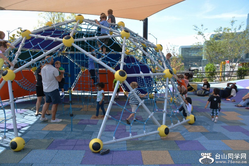 RON_8435 (800x533).jpg