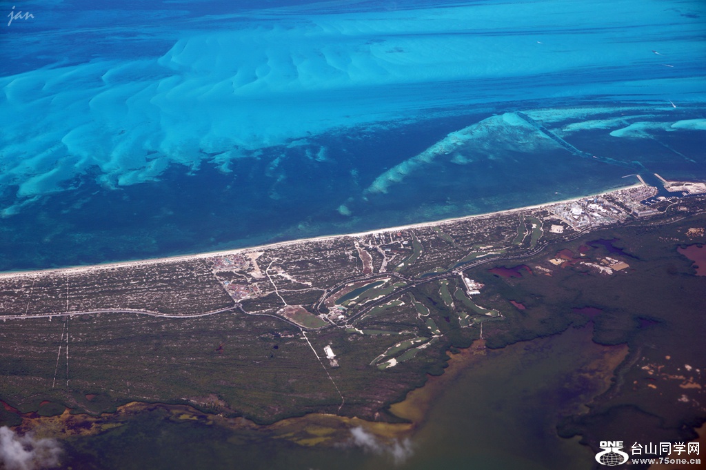 DSC08889_.jpg