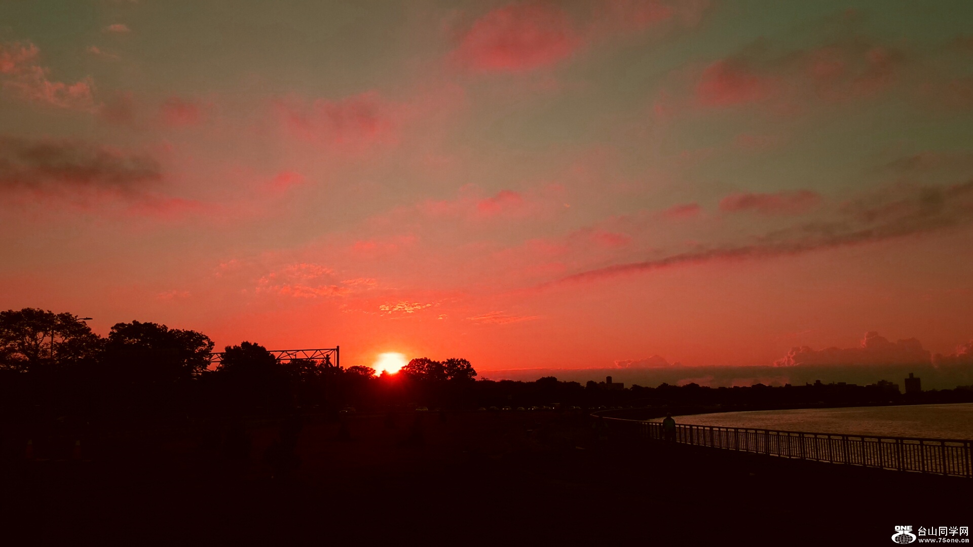 2015-09-12 07.11.38.jpg